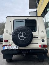Mercedes-Benz 240 GD Oldtimer  4x4 SUV Geländewagen - Mercedes-Benz 240 mit Diesel-Antrieb