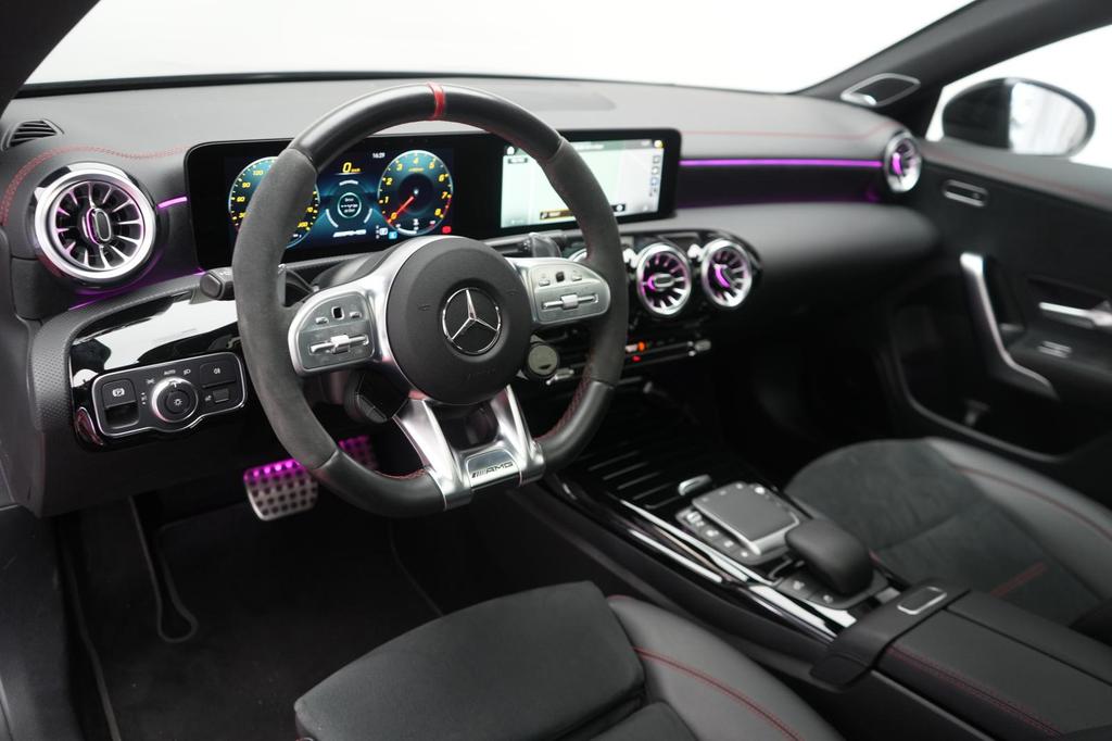 Mercedes-Benz CLA 45 AMG Shooting Brake