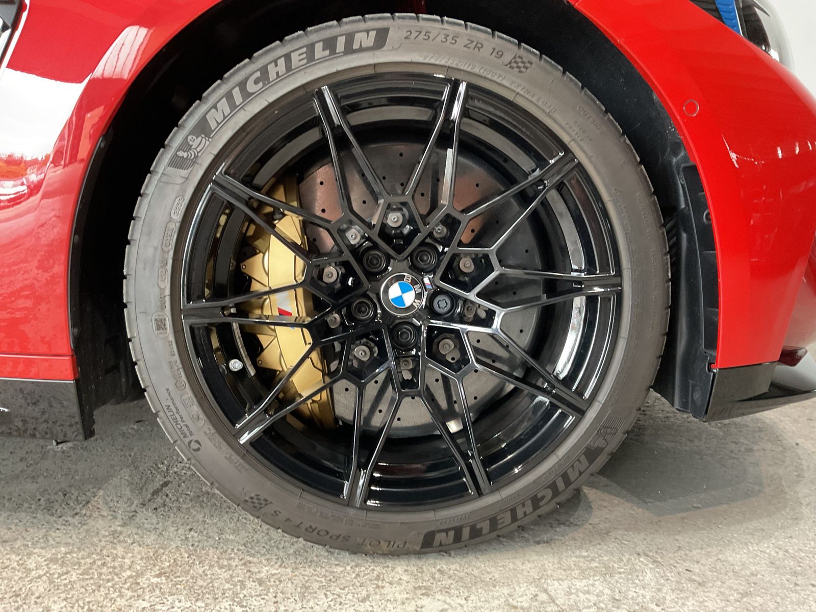 Fahrzeugabbildung BMW M4 Competition M Carbon-Keramik-Bremse | M Carbo