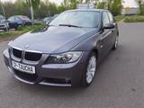 BMW 318i Lim. 1. HAND, M - PAKET, INSPEKT, TÜV NEU! - BMW 318 in Leipzig