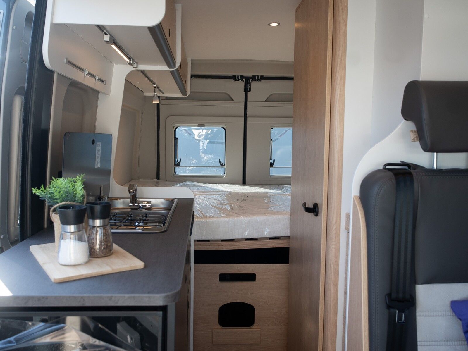 Fahrzeugabbildung Sunlight Adventure Cliff RT 600 Dieselheizung*Faltverdunk