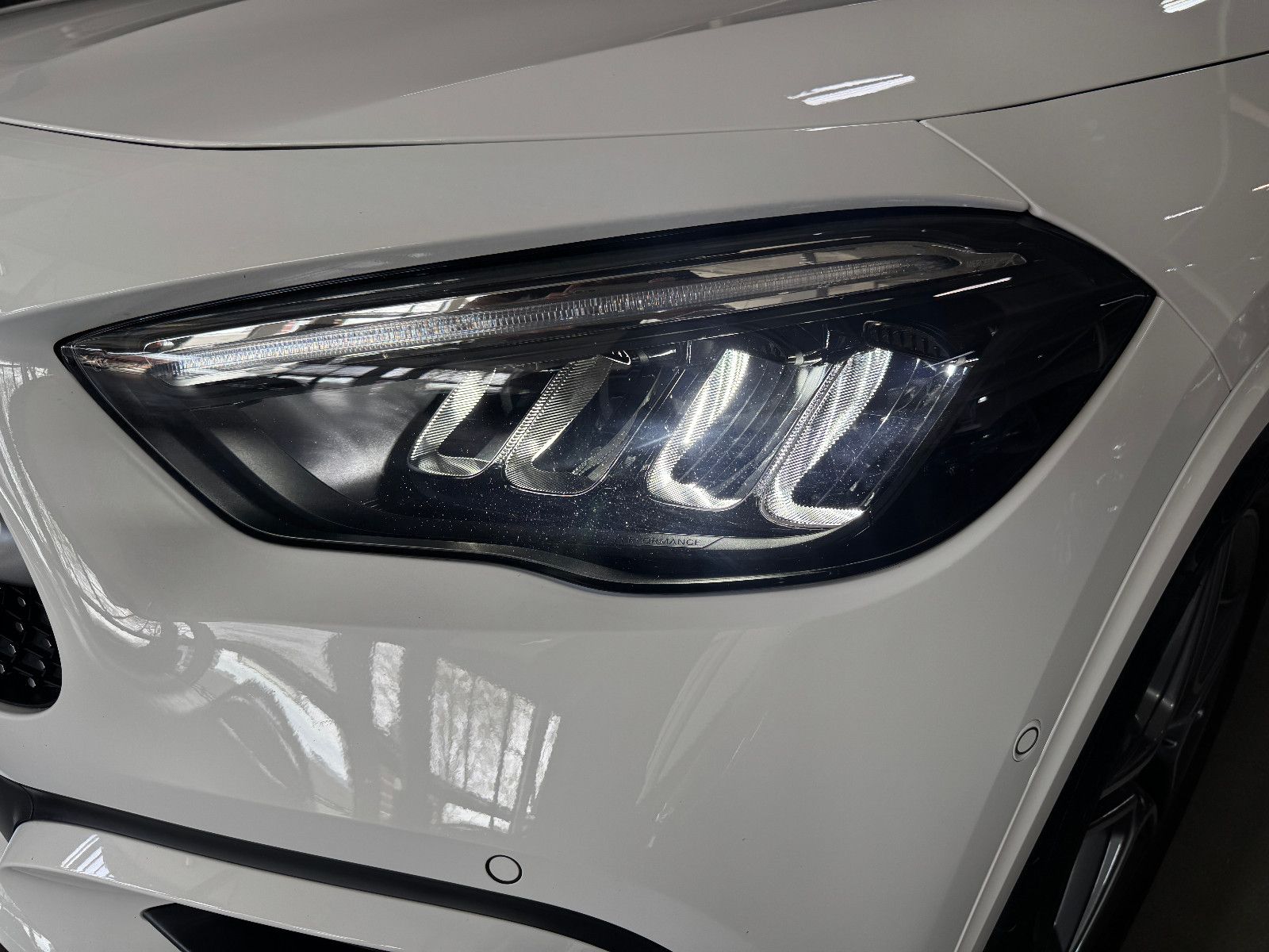 Fahrzeugabbildung Mercedes-Benz GLA 200 d 8GT AMG LINE PLUS MBUX DISTRONIC 19ALU