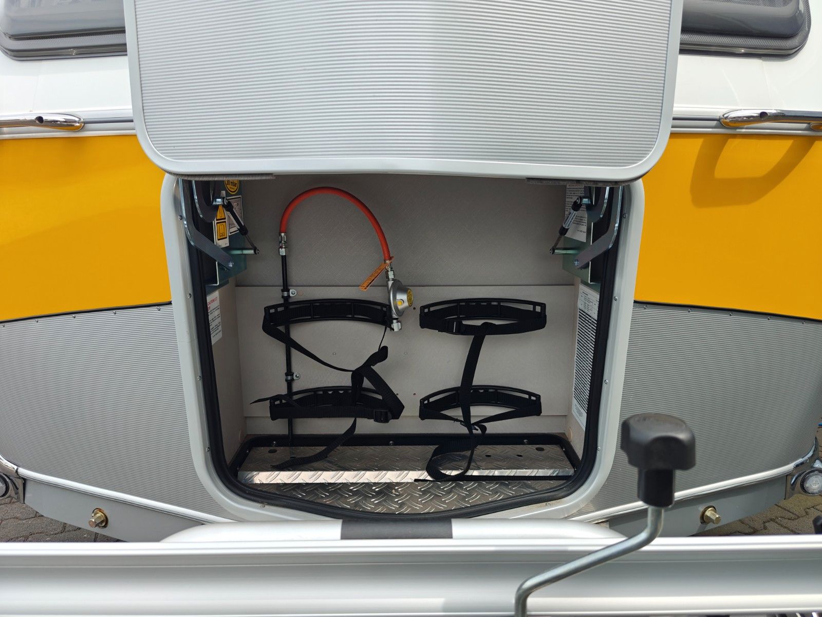 Fahrzeugabbildung HYMER / ERIBA / HYMERCAR Touring 630 Nugget Gold SD - JETZT 5.404€ SPAREN