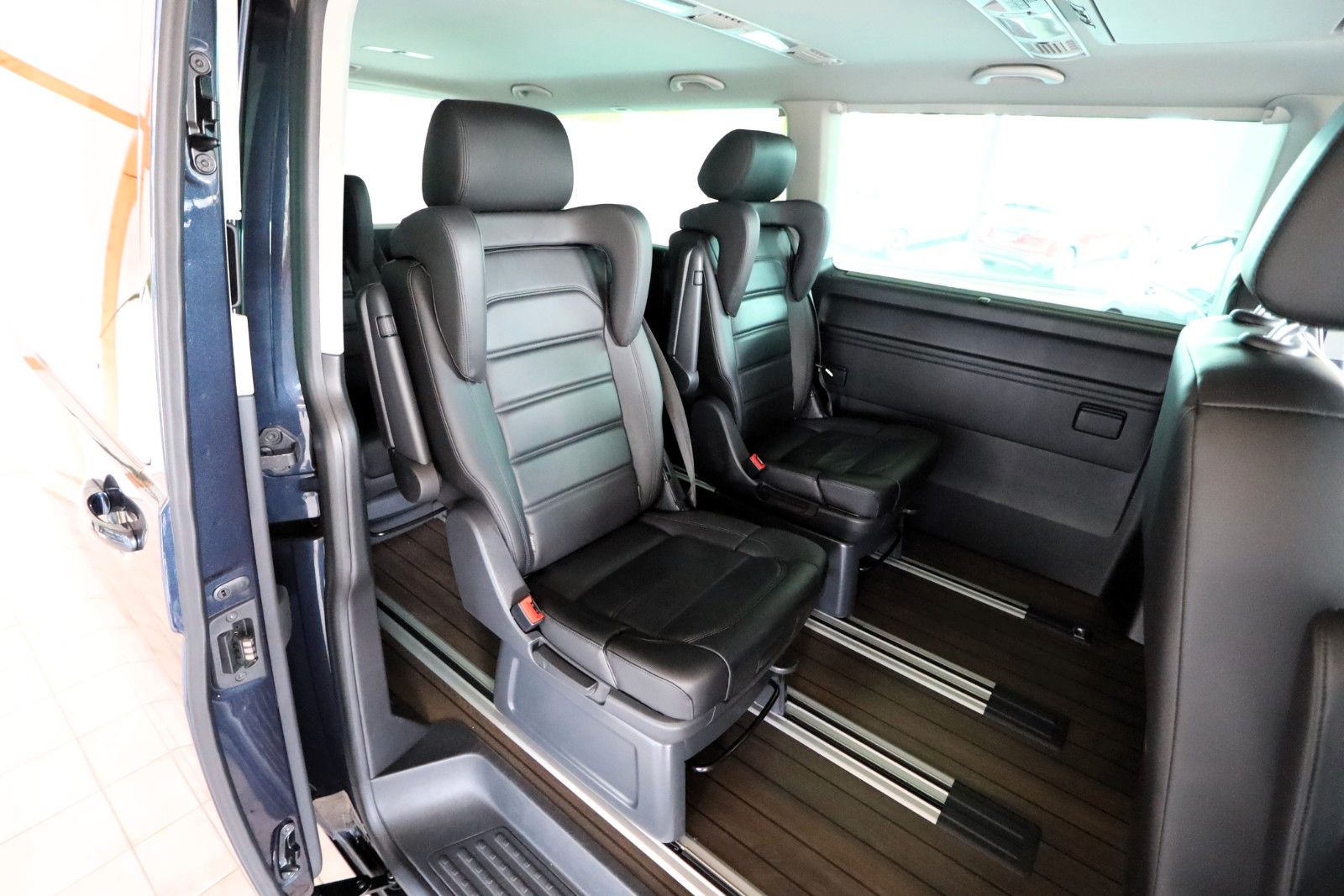 Volkswagen T6 Multivan 2.0 TSI Comfortline lang AHK STHZ foto 15