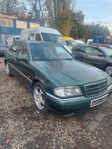 Mercedes-Benz C 200 - gebrauchte Mercedes-Benz C 200 aus dem Jahr 1995