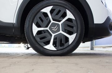 Citroën C4 1.2 Pure Tech 130 Feel KAMERANAVISHZG