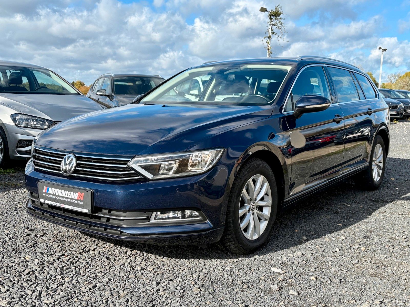 Fahrzeugabbildung Volkswagen Passat Variant 1.6 TDI Comfortline Navi SPORTSIT