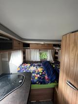 HYMER / ERIBA / HYMERCAR Feeling 425 - Wohnwagen mit 5 Schlafplätzen