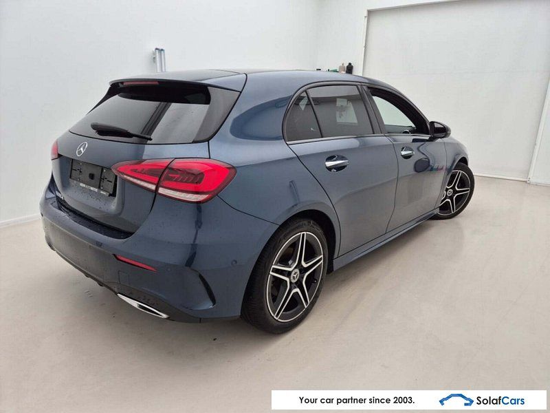 Mercedes-Benz A 180 d AMG Night Pano MultiBeam Widescreen Bur imagem 3