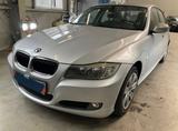 BMW 318i e90 Lim. Facelift - BMW 318: E90