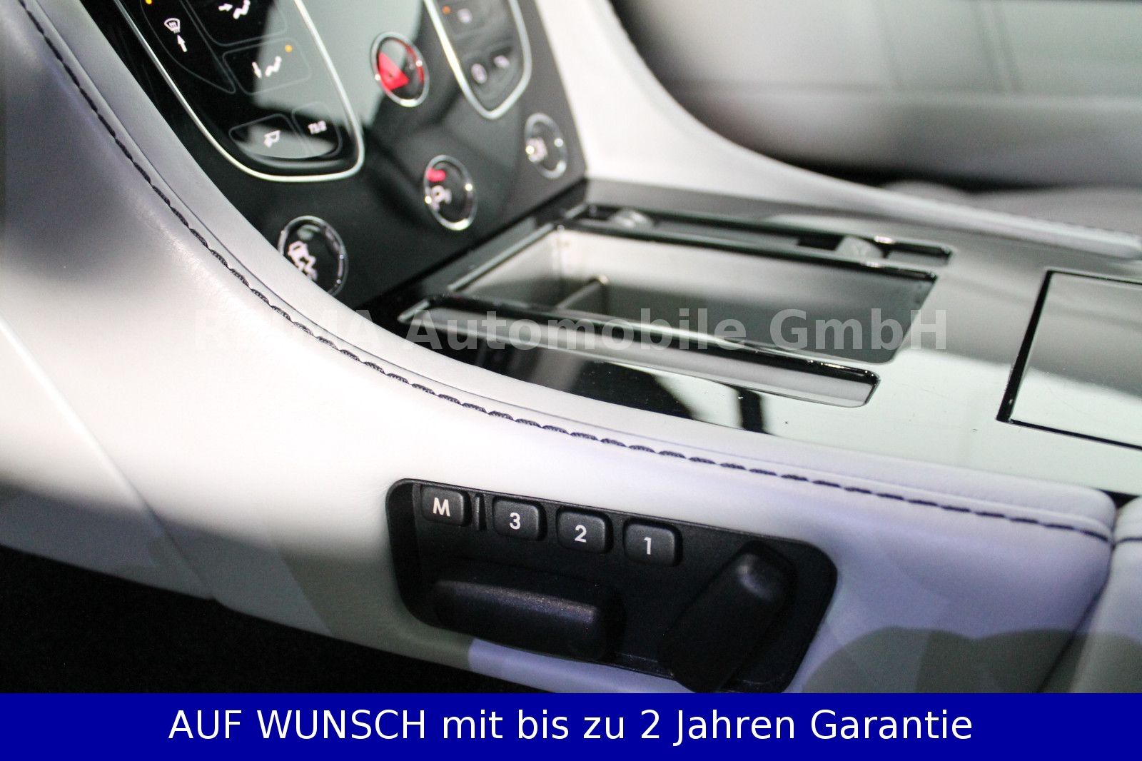 Fahrzeugabbildung Aston Martin V8 Vantage 4,7i, voll Scheckheft gepflegt,