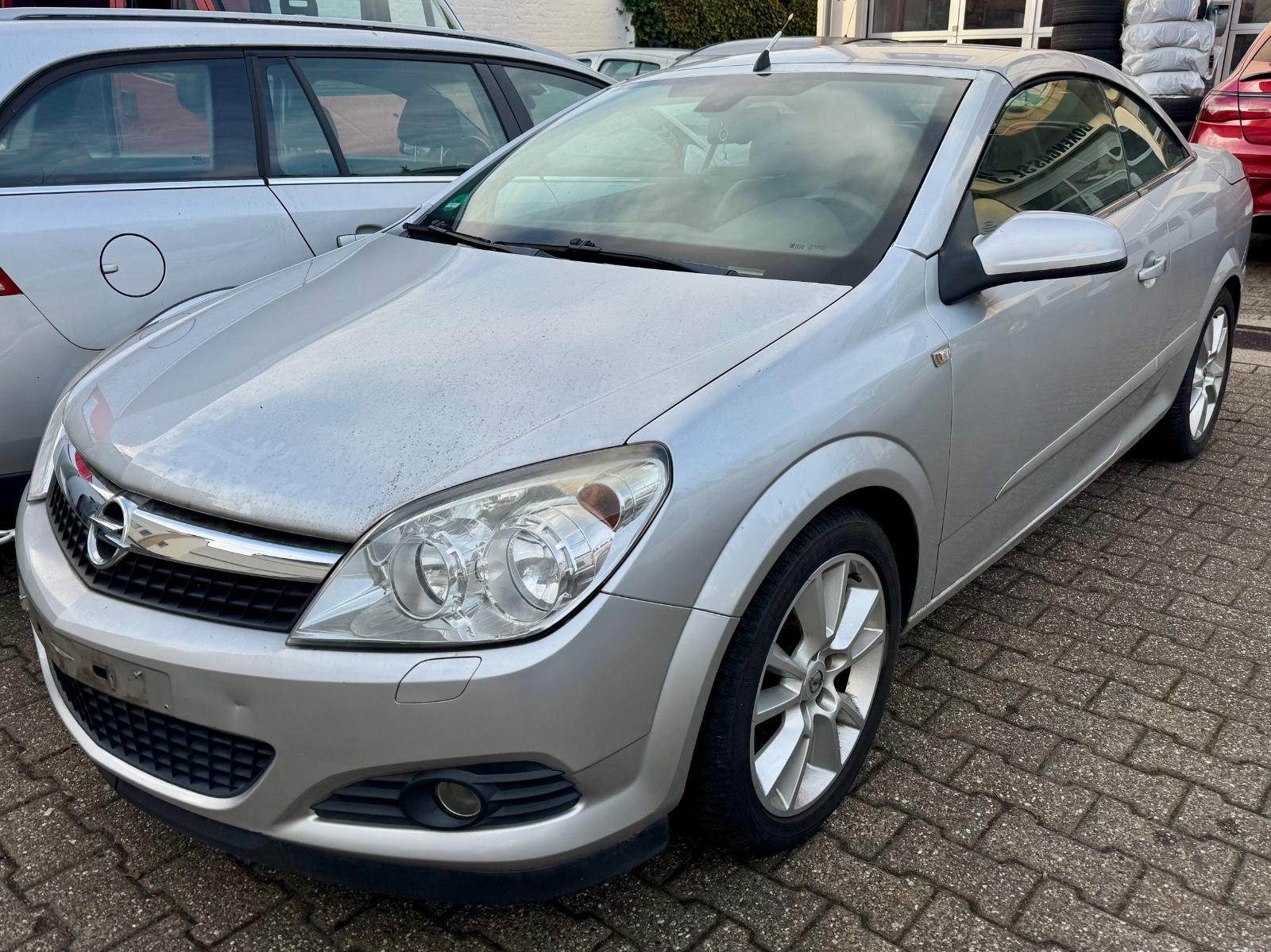 Opel Astra Twin Top Cosmo 1.8 LPG CABRIO*MOTORSCHADEN