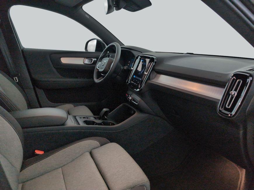 Volvo XC 40 B3 2WD Core +ANHÄNGERKUPPLUNG+LED+SHZ+PDC