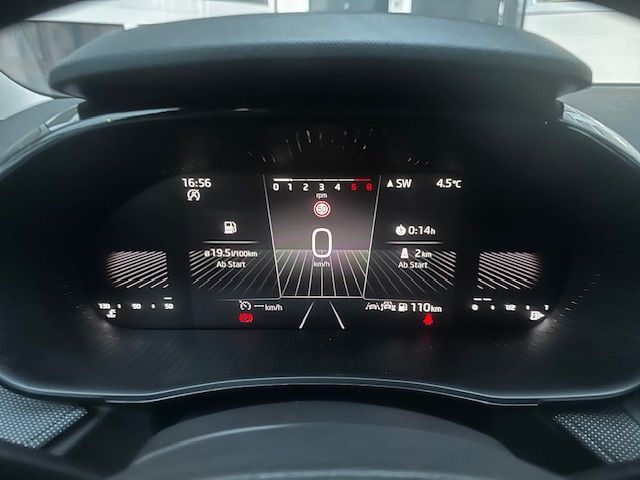 Fabia Selection 1.0 TSI DSG KAMERA;SHZ;LED;PDC