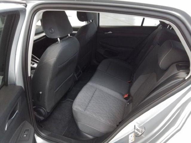 Volkswagen Golf VIII 1.5 eTSI Life ACC Matrix DSG APP RFK foto 5
