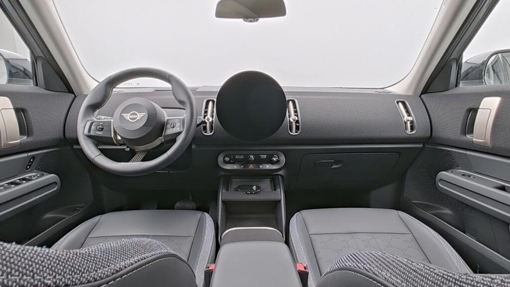 MINI One D Countryman - Bild 12