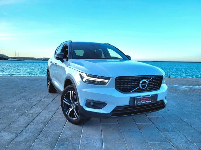 Volvo xc-40 2.0 d3 150cv awd r-design