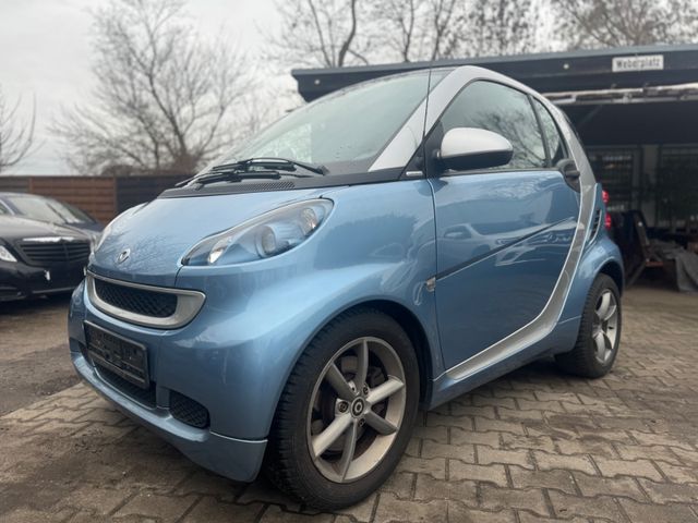 Smart ForTwo edition lightshine Panorama Navi TÜV NEU