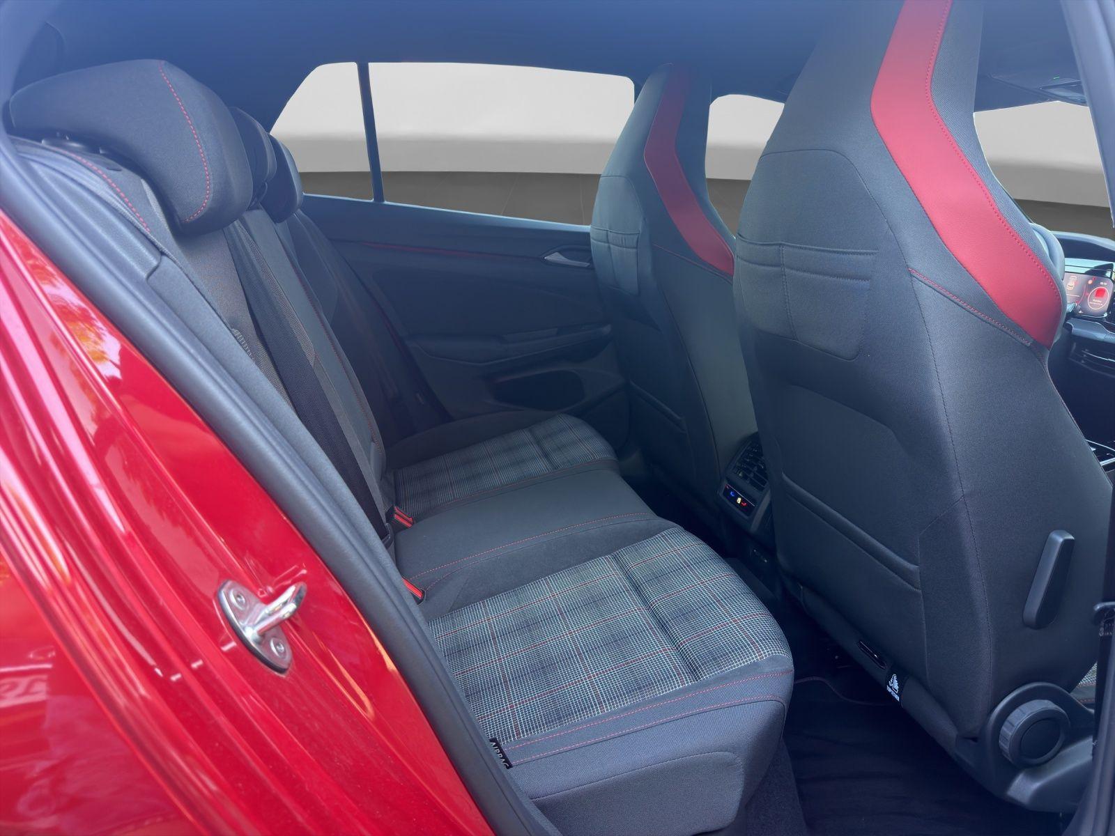 Volkswagen Golf GTI BLACK IQ.LIGHT KAMERA NAVI ASSIST, миниатюра 6