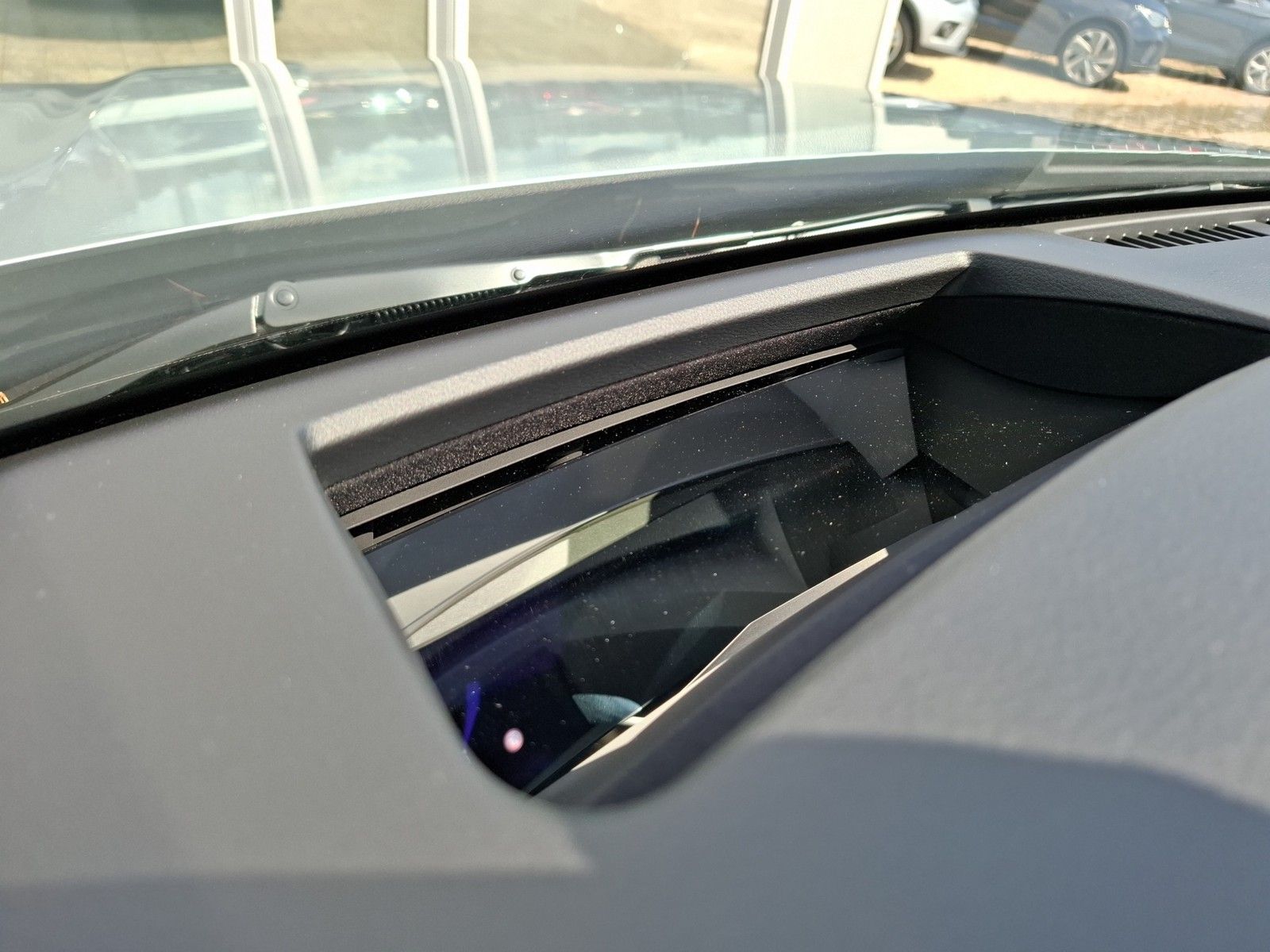 MAZDA CX-60 2.5L e-SKYACTIV PHEV 327ps 8AT AWD Homura - Image 21