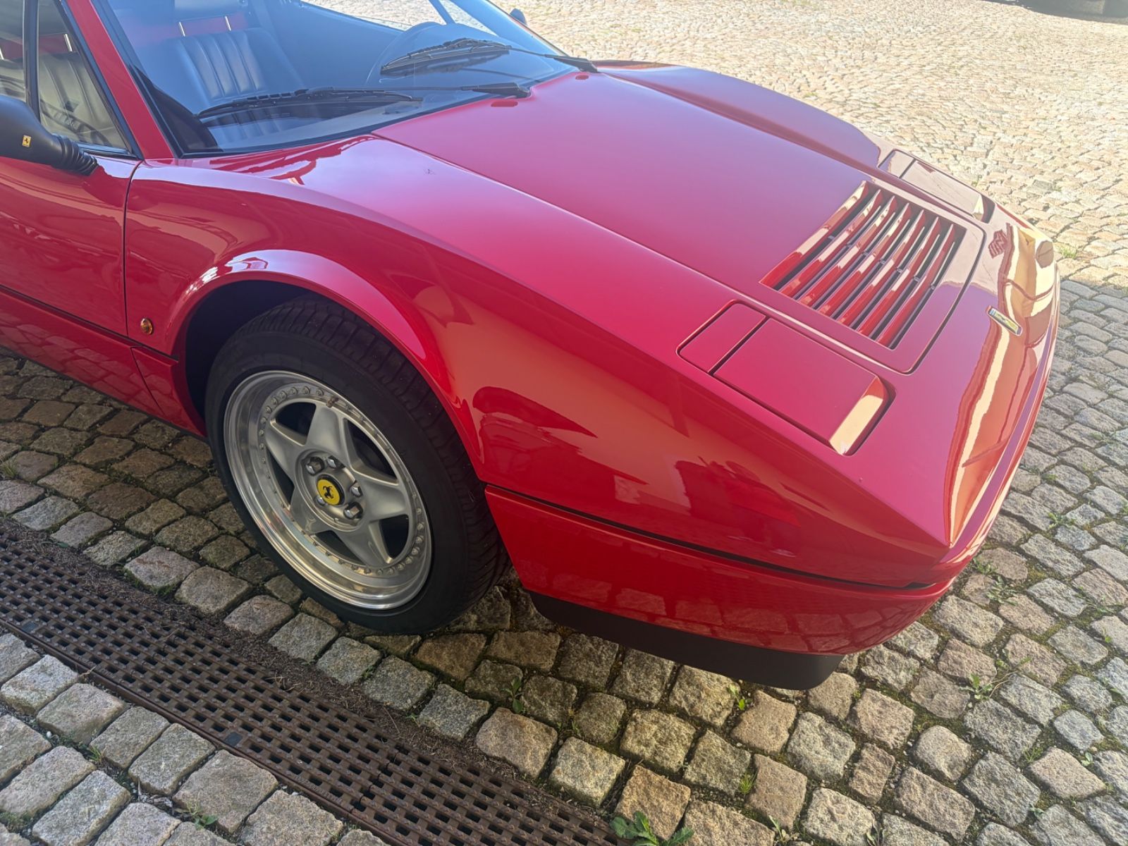 FERRARI 328 4