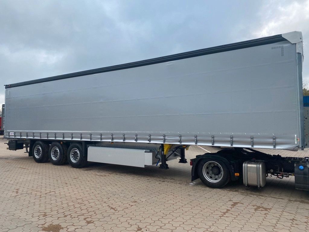 Fahrzeugabbildung Schmitz Cargobull SCS 24/L Speed Curtain
