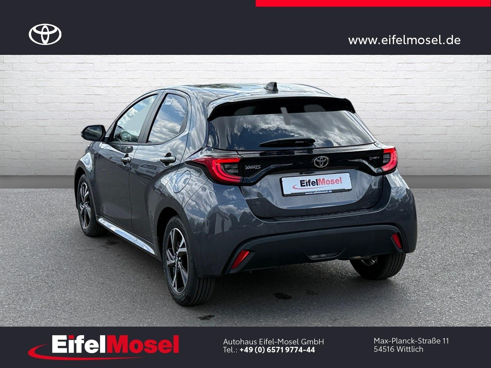 Toyota Yaris 1.5 Hybrid Teamplayer + Comfort Paket