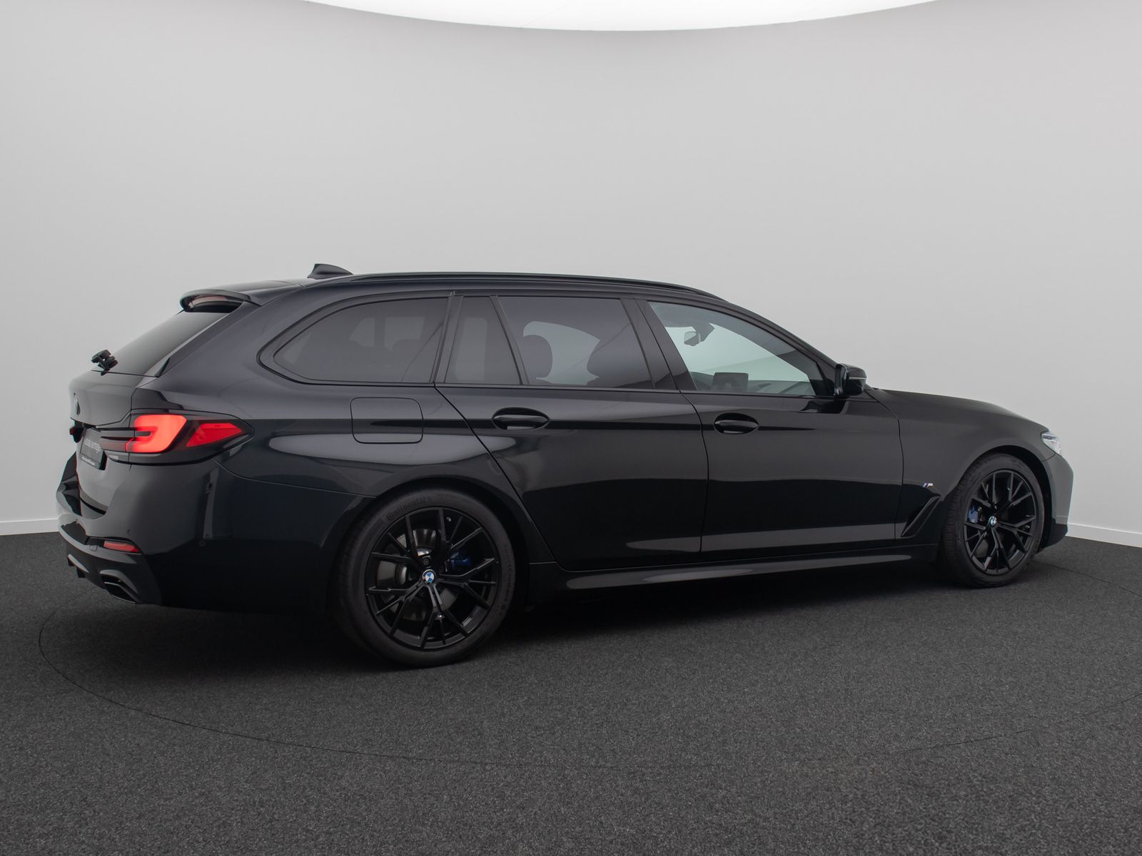 Fahrzeugabbildung BMW 540d xD M Sport DAB HUD HiFi Laser AHK Panorama
