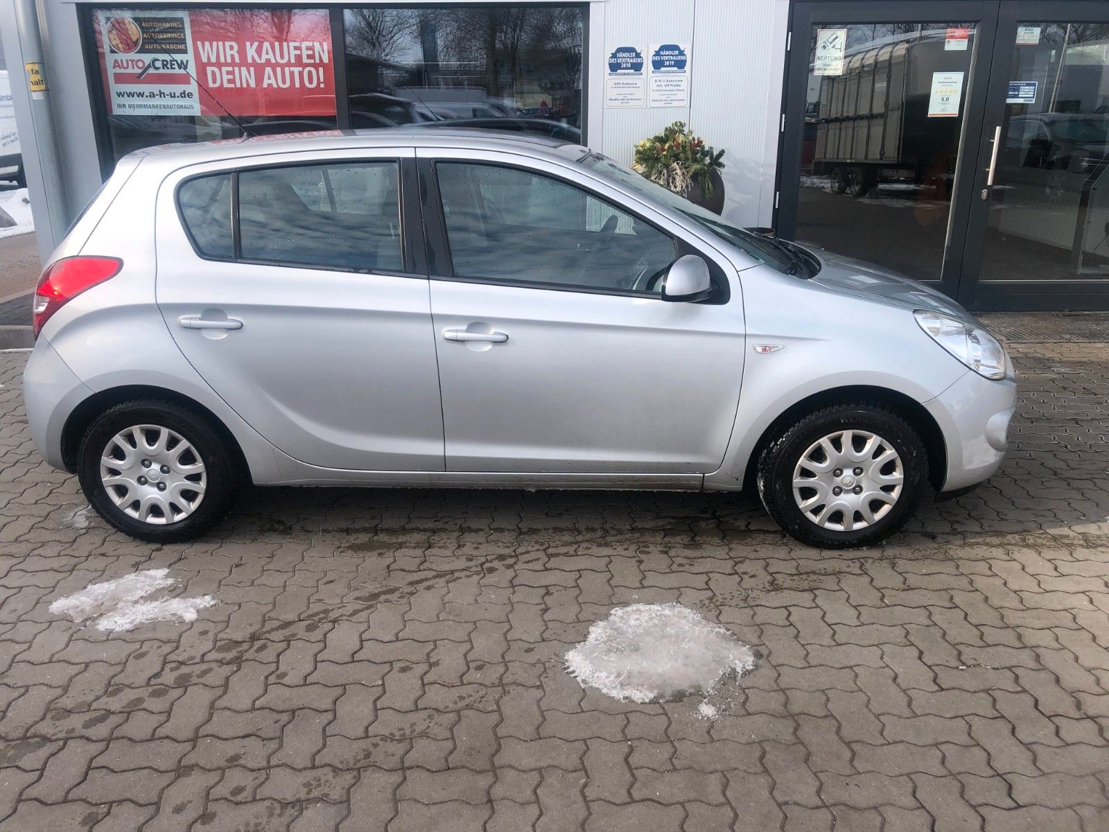 Fahrzeugabbildung Hyundai i20 Comfort Seitenschaden