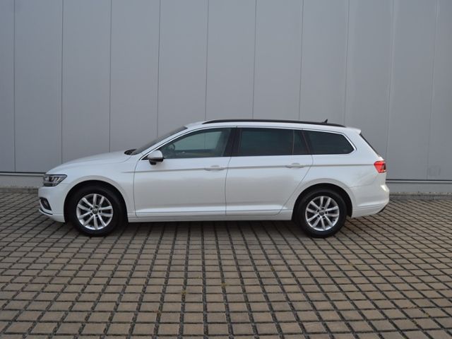 Passat Variant 2.0 TDI Business AHK/LED/NAVI+VZE