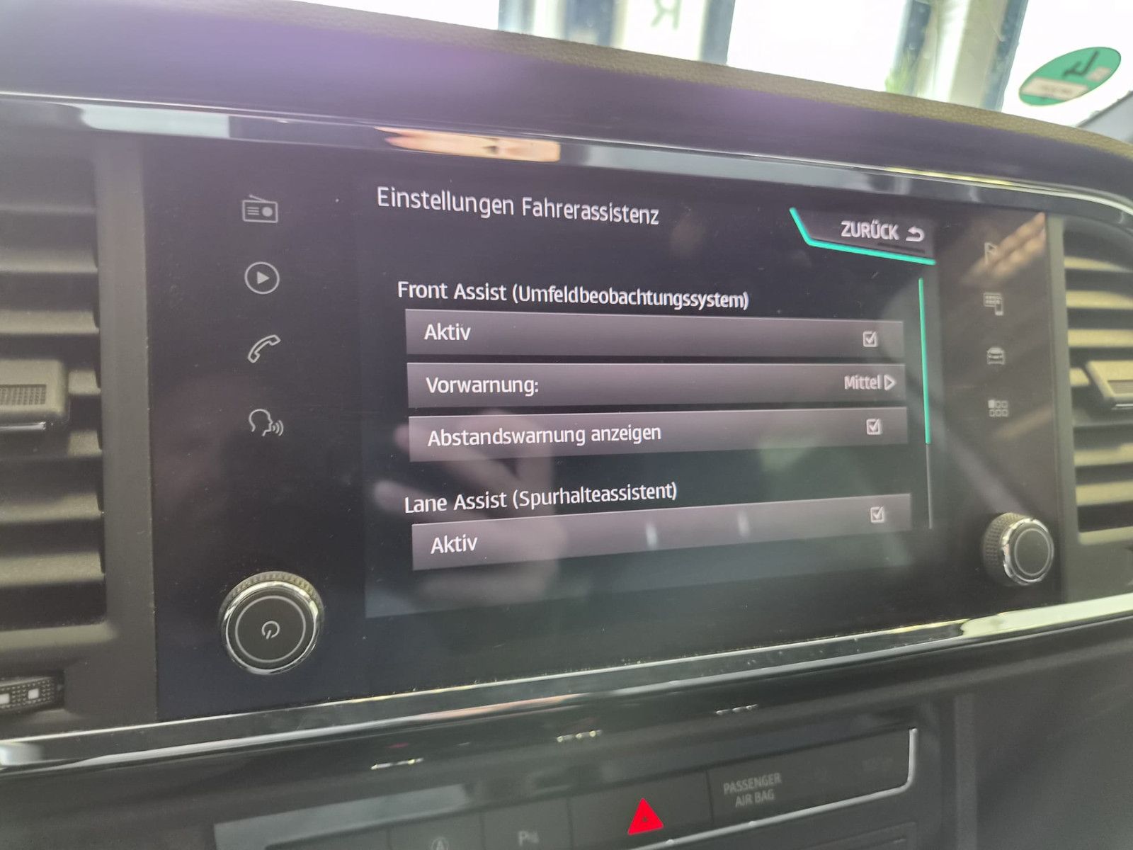 Fahrzeugabbildung SEAT Ateca Xcellence / 1. H./ Navi/Kamera / AHK