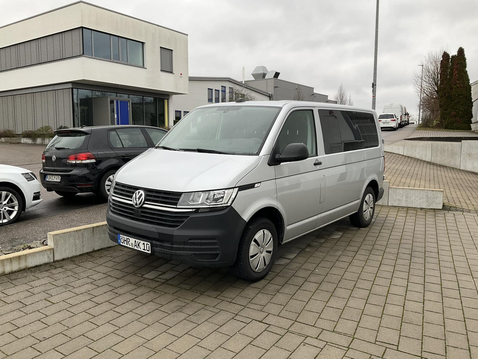 Volkswagen T6.1 Transporter 2.0TDI Kombi 9-Sitzer 70l-Tank 