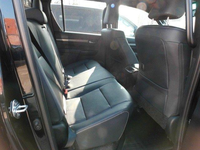 Toyota 2,8l Hilux Double Cab Invincible 360° JBL Mil Hy