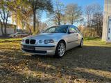 BMW 316 Compact - BMW 316 aus 2001
