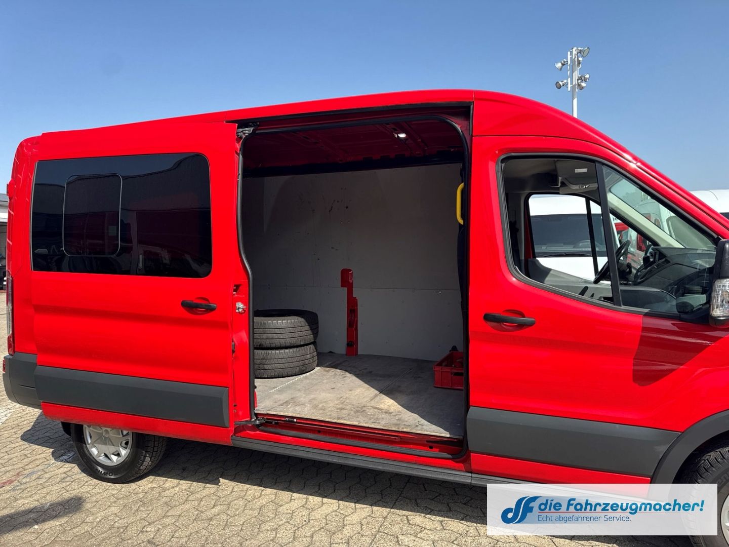 Fahrzeugabbildung Ford Transit Kasten 350 L3 Trend 2.0 TDCi DPF AHK Nav