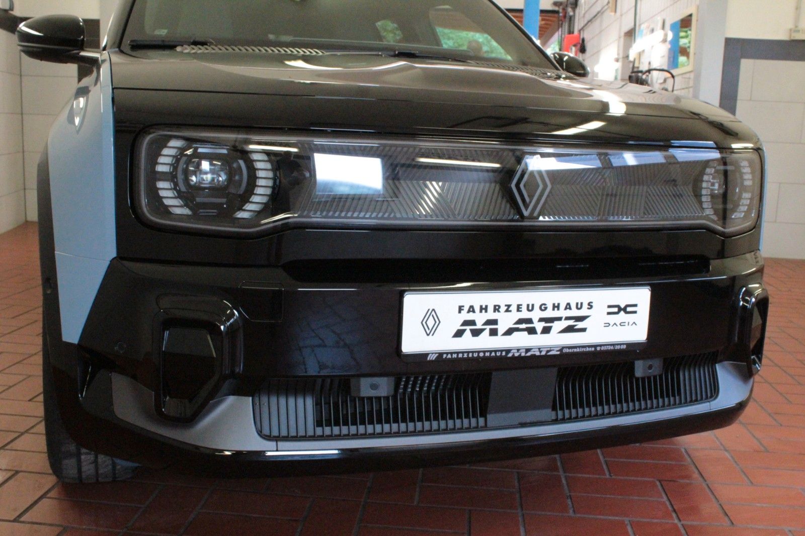 Fahrzeugabbildung Renault R 4 150 Comfort Range Iconic *Vollausstattung*