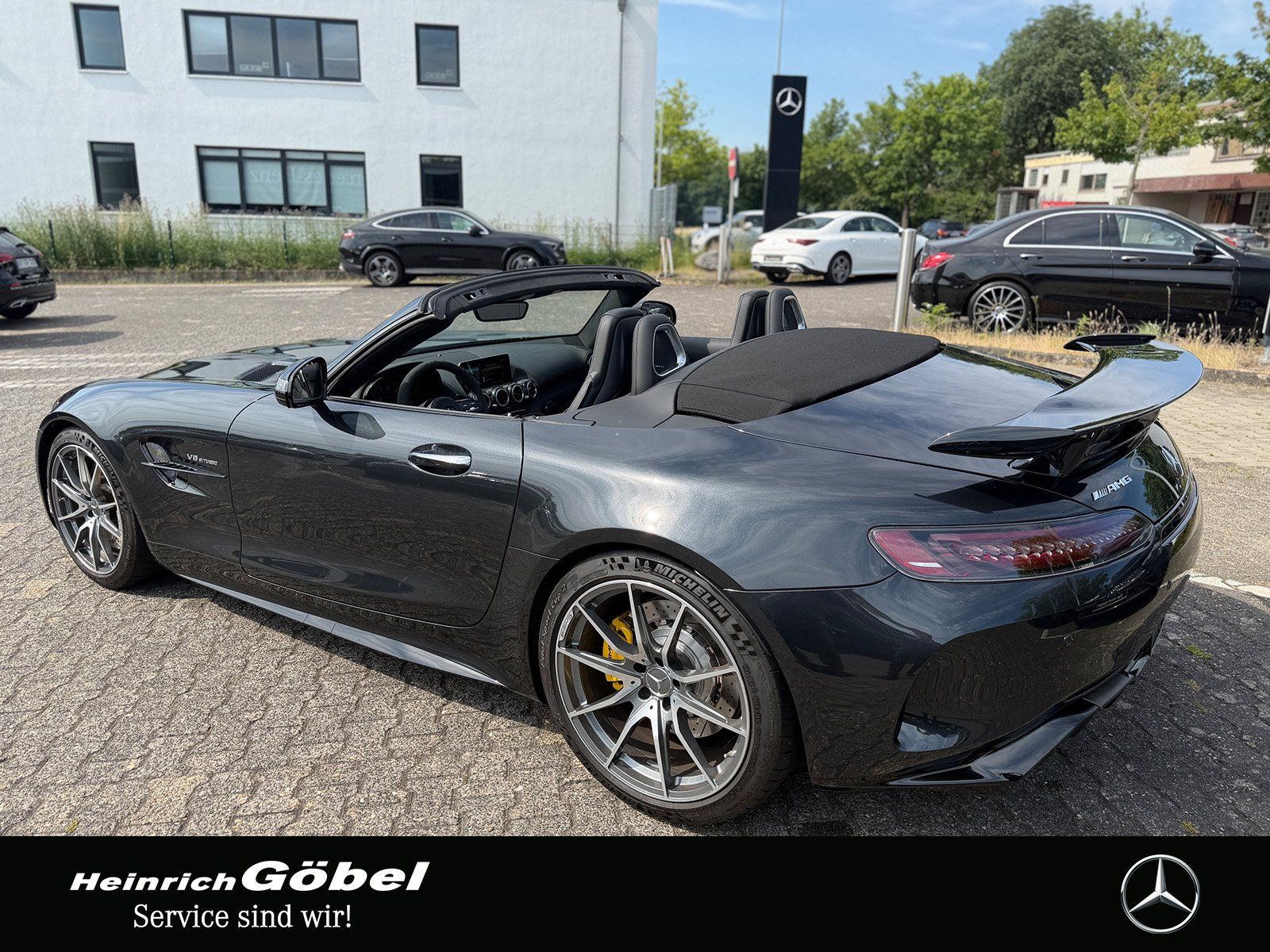 Fahrzeugabbildung Mercedes-Benz AMG GT R Roadster 1 OF 750 1.HAND - BURMESTER