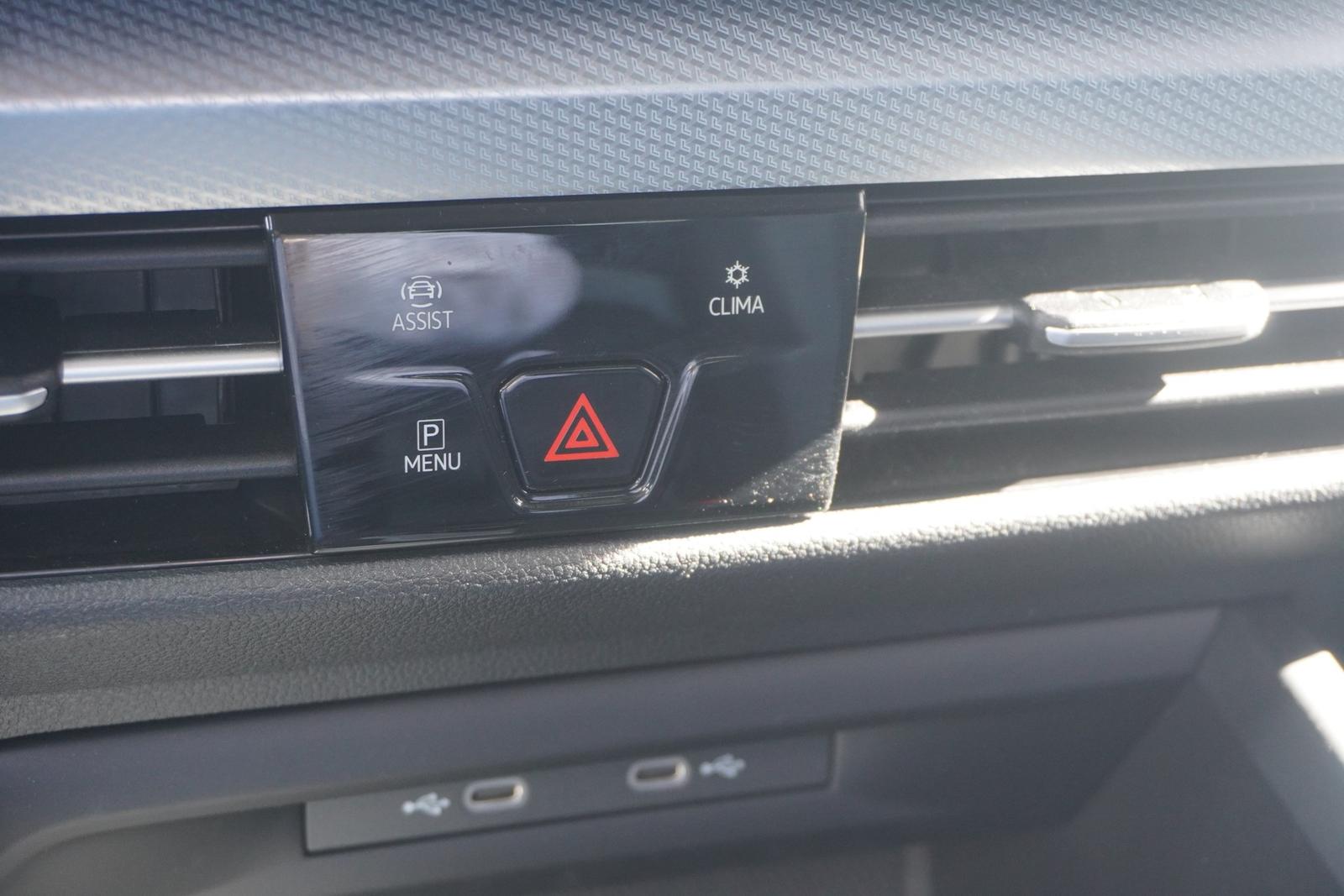 Volkswagen Golf VIII 1.5 eTSI Goal DSG LED Navi Sitzheizung, миниатюра 21