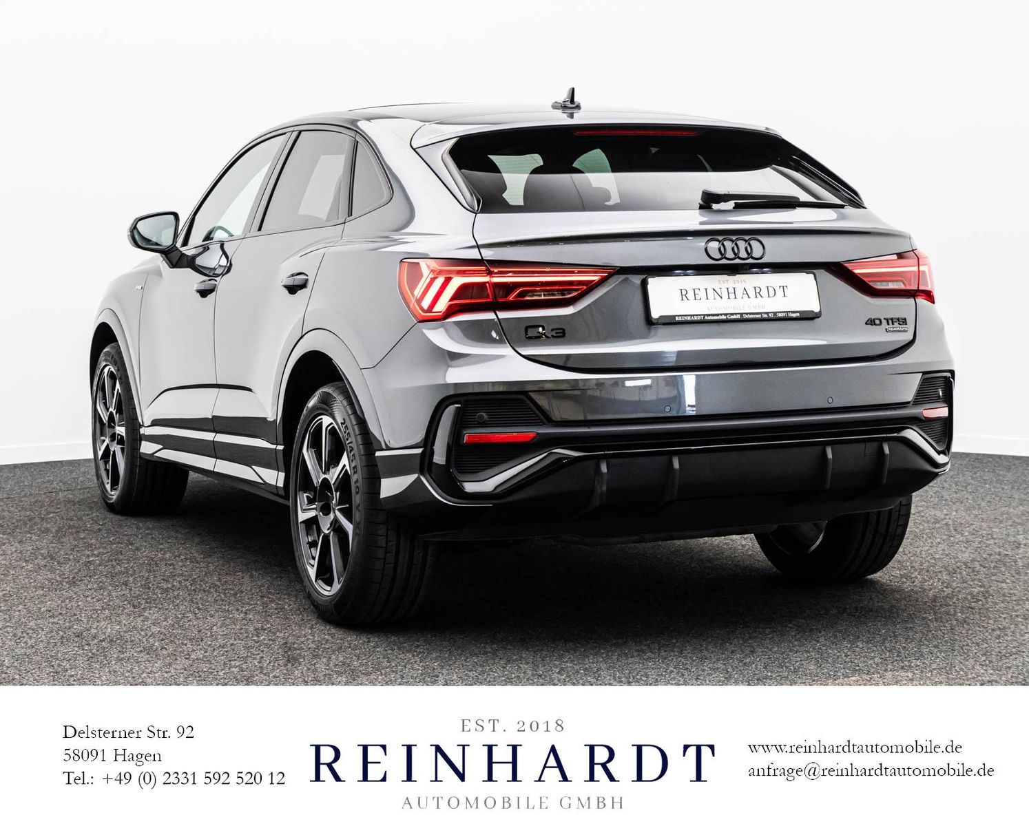 Audi Q3 40TFSi Q SPORTBACK 2x S LINE BLACK/PANO/360 foto 11