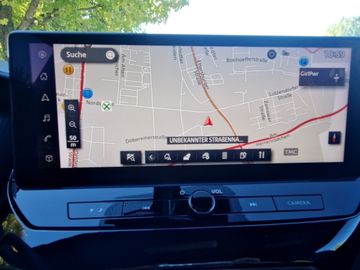 Nissan Juke Tekna 1.0 DIG-T 114PS AUTOMATIKNAVI