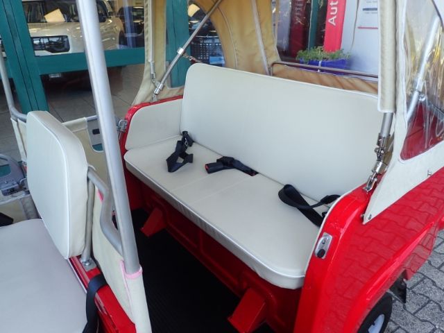 Fahrzeugabbildung Piaggio Ape Calessino 200 wenig Kilometer