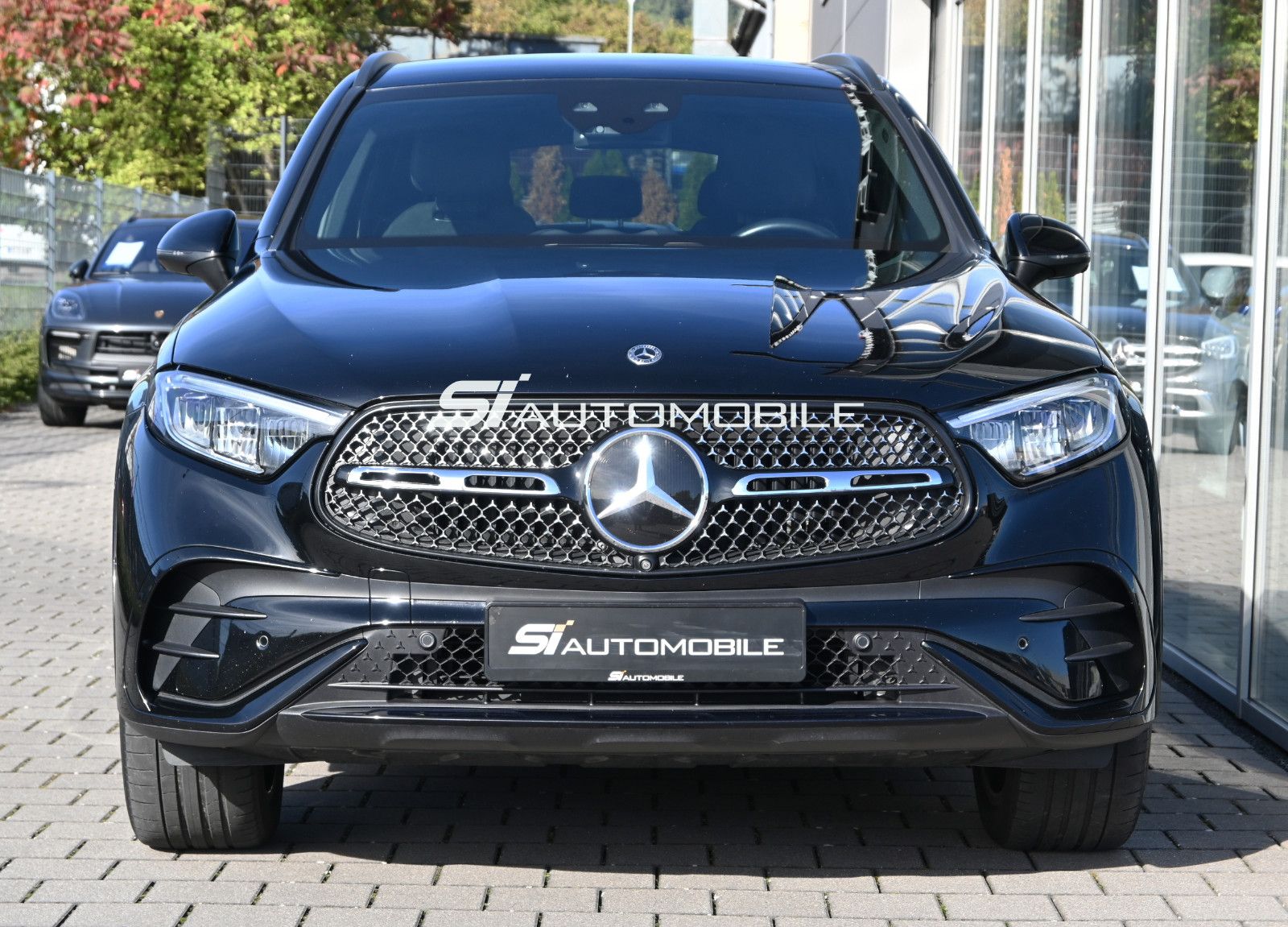Fahrzeugabbildung Mercedes-Benz GLC 300 e 4M AMG Adv.+°NIGHT°ACC°MEMORY°20"°360°