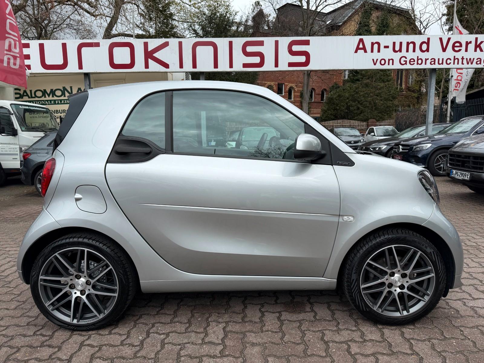 Smart fortwo BRABUS Xcl*LEDER*PANO*SHZ*NAVI*JBL*KAM*
