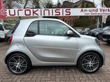 Smart fortwo BRABUS Xcl*LEDER*PANO*SHZ*NAVI*JBL*KAM* - silberne Smart ForTwo