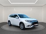 Mitsubishi Outlander PHEV Top 4WD LED NAVI KLIMA SHZ RFK - Mitsubishi Outlander in Mannheim