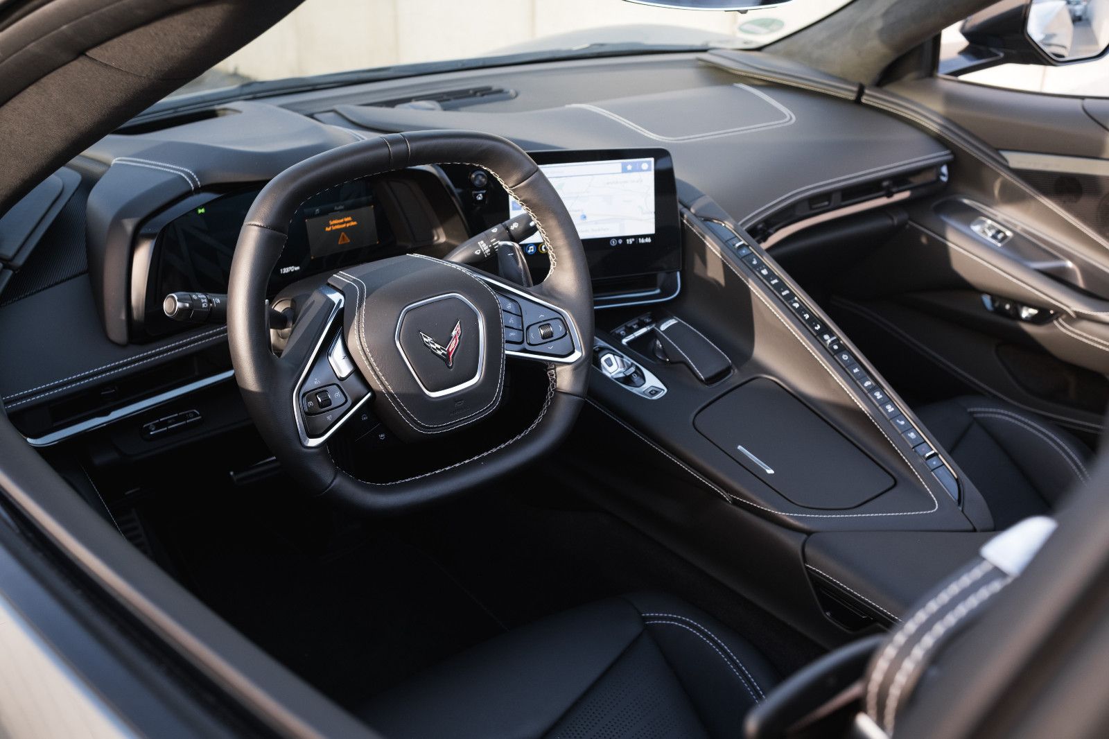 Fahrzeugabbildung Corvette C8 Convertible-Carbon package-BOSE-Lift-System