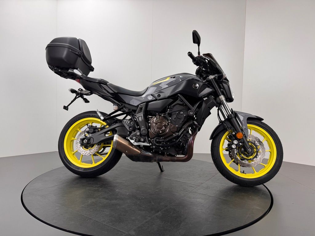 Fahrzeugabbildung Yamaha MT07 *TOP-ZUSTAND *1. HAND *REIFEN NEU