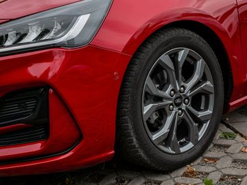 Ford Focus Turnier 1.5 ST-Line Kamera Navi LED