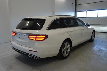 Mercedes E 220 - 6