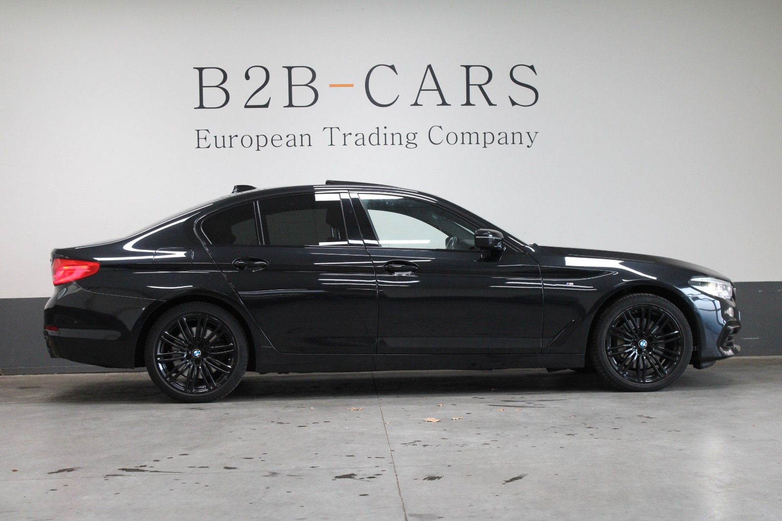 BMW 530d xDrive Limo - Sportline - Dach - LED | HUD imagem 2